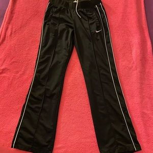Nike Medium Track pants